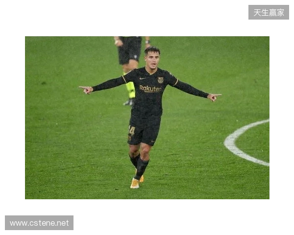 巴萨官方:莱万左眼眶骨折,将缺席对阵马竞的比赛